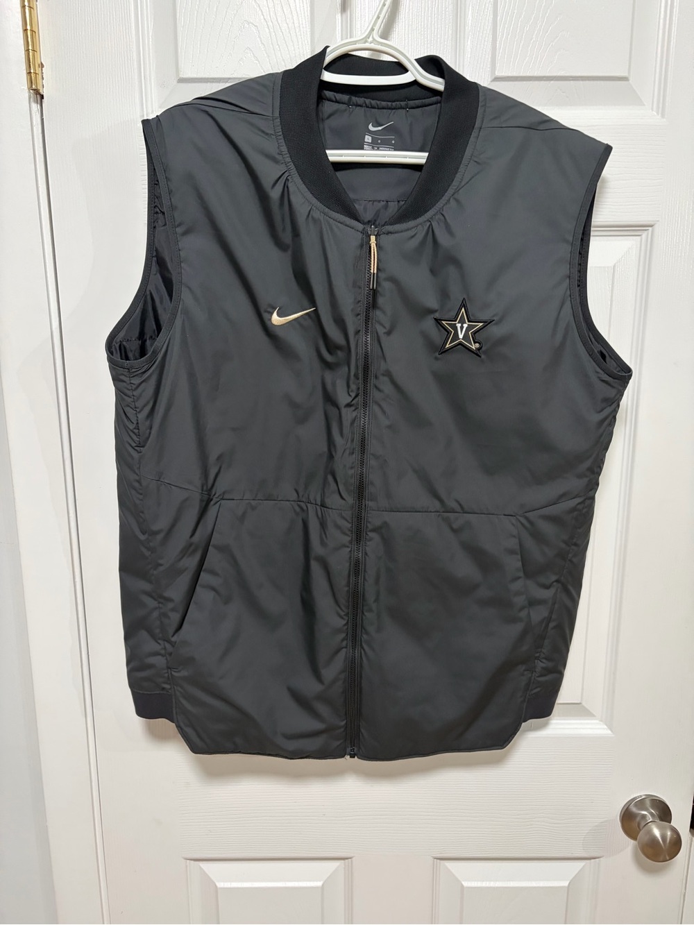 Nike Vanderbilt Commodores Insulated Full-Zip Vest Men's Large L Black